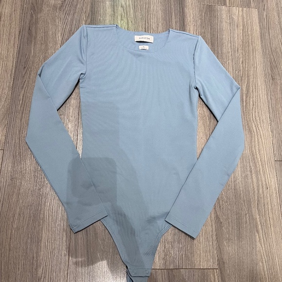 aritzia babaton contour bodysuit xs longsleeve blue - Picture 1 of 2